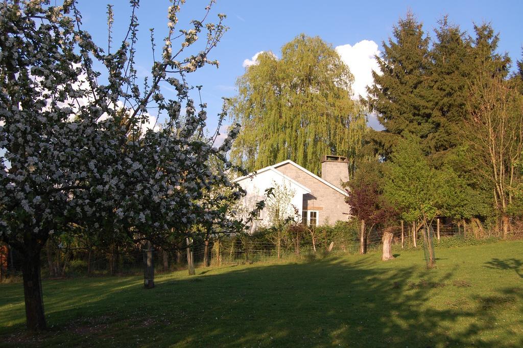 Sous Le Saule Holiday Home Heyd Номер фото